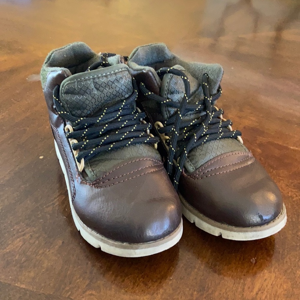 Cute toddler boots